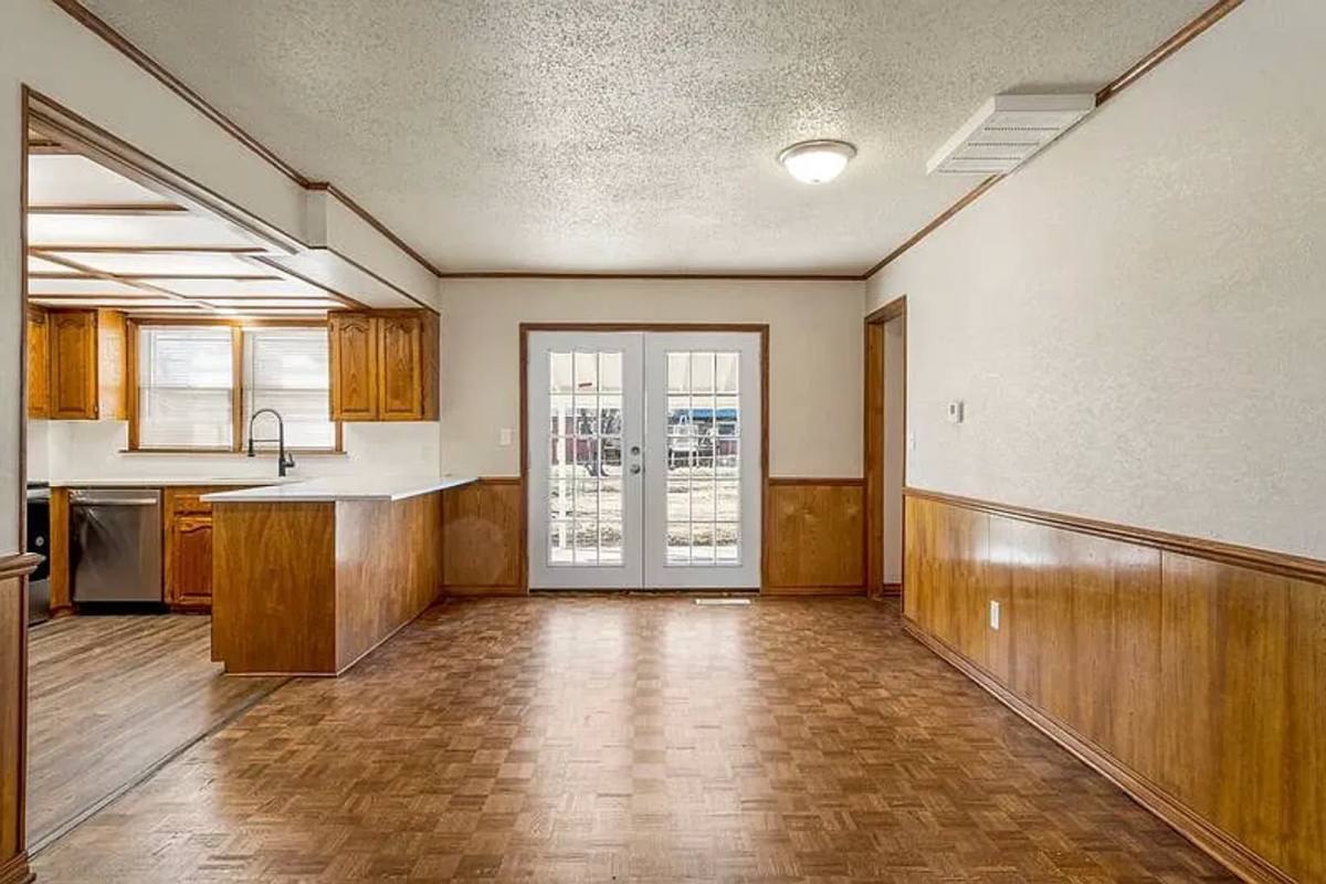 House for rent at 2844 S 73rd E Ave, Tulsa, OK 74129
