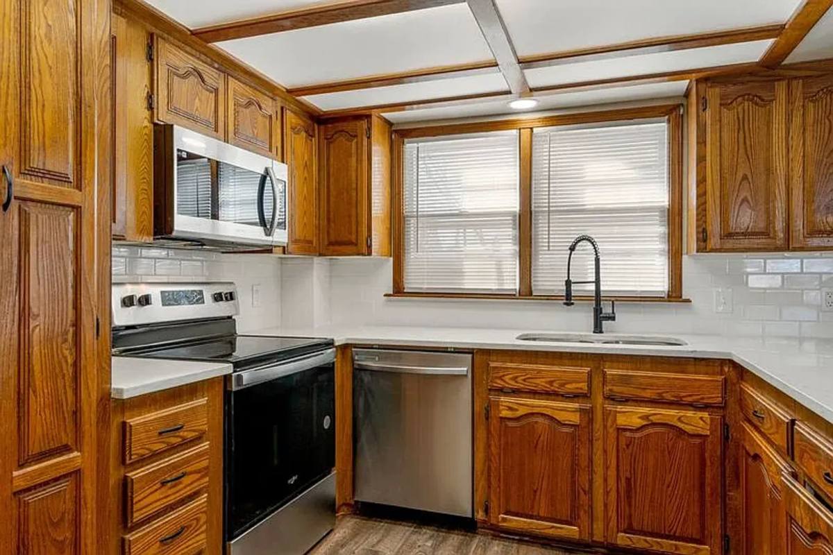 House for rent at 2844 S 73rd E Ave, Tulsa, OK 74129