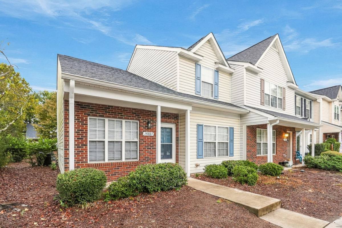 Townhouse for rent at 15021 Deshler Court, Charlotte, NC 28273