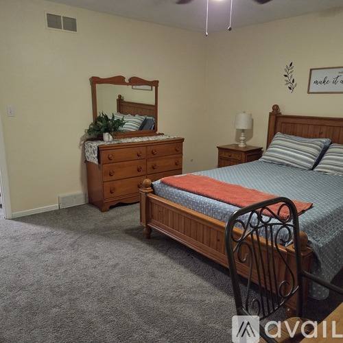 Condo for rent at 4353 Sampson Rd, Youngstown, OH 44505