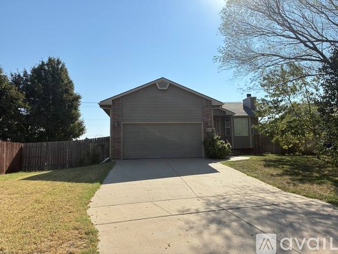 House for rent at 5122 N Blackhawk St, Wichita, KS 67219