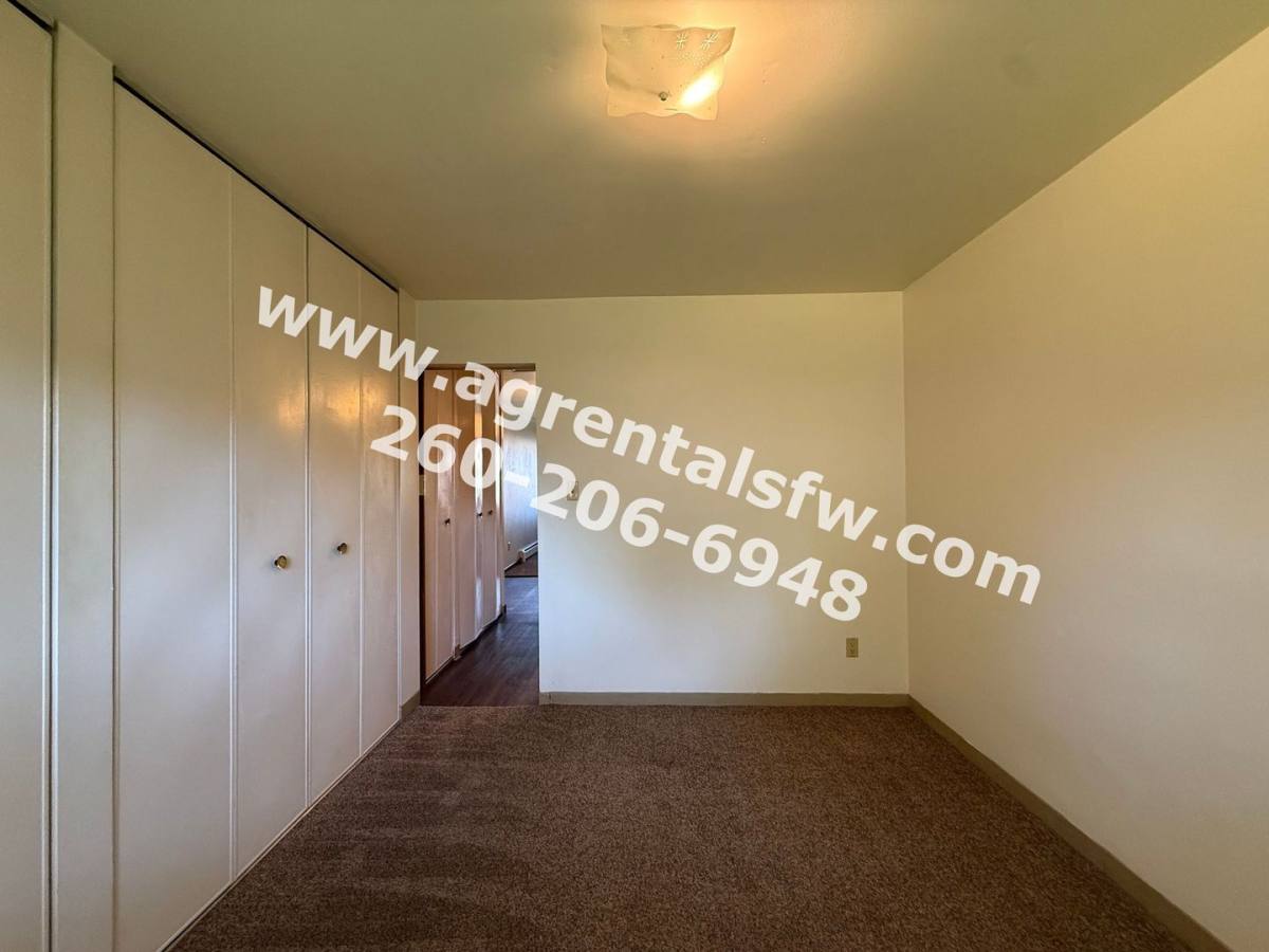 Apartment for rent at 901-931 W Brookwood Court, New Haven, IN 46774