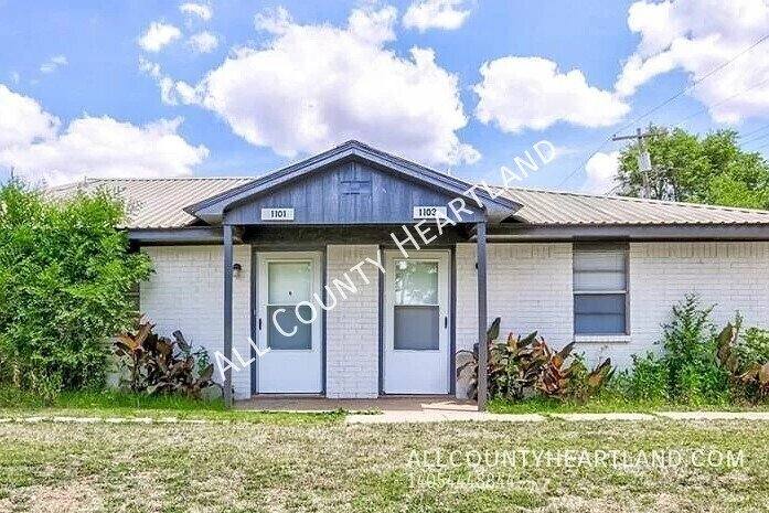 Apartment for rent at 1101 S Industrial Blvd, El Reno, OK 73036