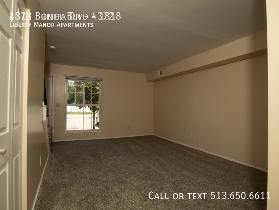 Townhouse for rent at 1818 Breiel Blvd, Middletown, OH 45044