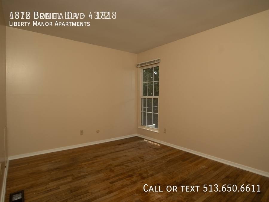 Townhouse for rent at 1818 Breiel Blvd, Middletown, OH 45044