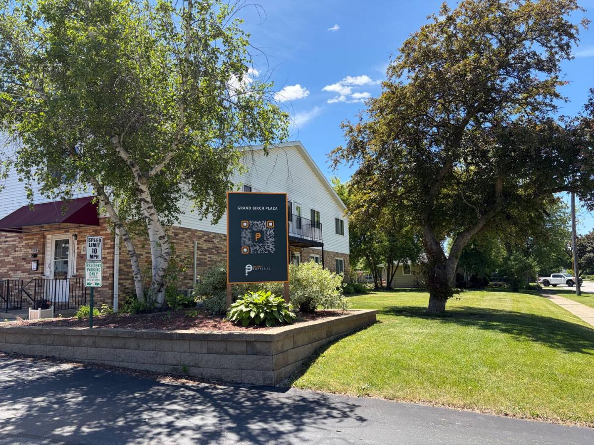 Apartment for rent at 127 S Platten St, Green Bay, WI 54303