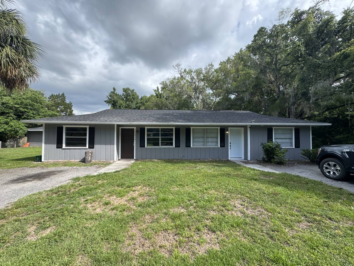 Apartment for rent at 21512 Campbell Dr, Brooksville, FL 34601