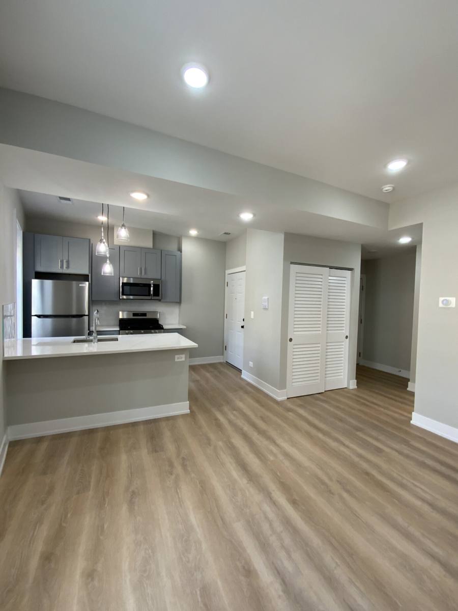 Apartment for rent at 428 W Belden #432-06, Chicago, IL 60614