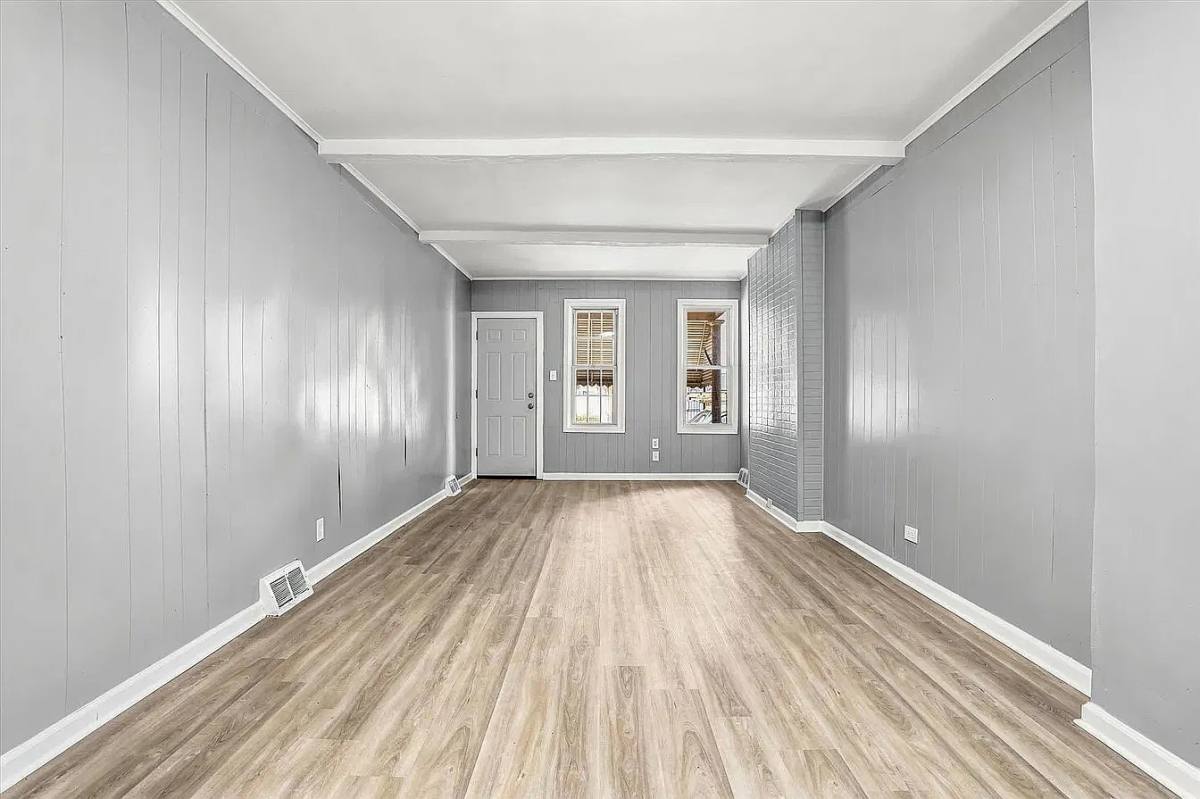 Apartment for rent at 215 Mott St #2, Trenton, NJ 08611