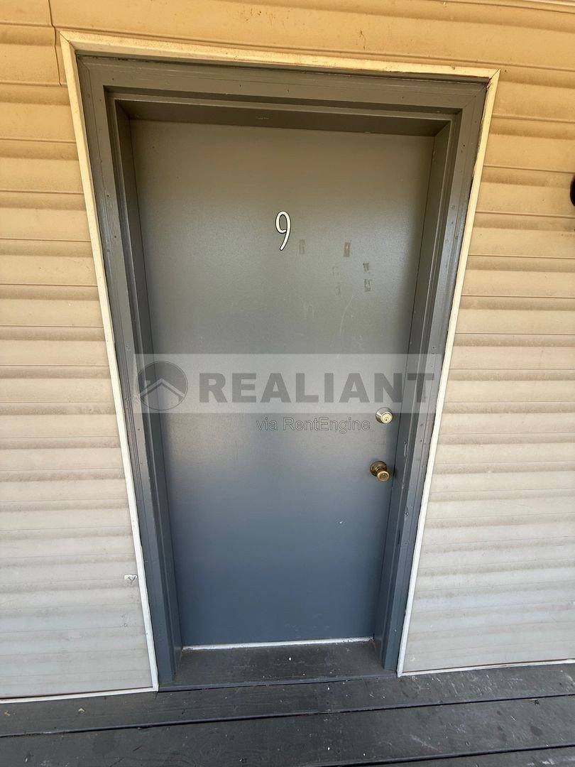 Apartment for rent at 32 Mary St #9, Berea, KY 40403
