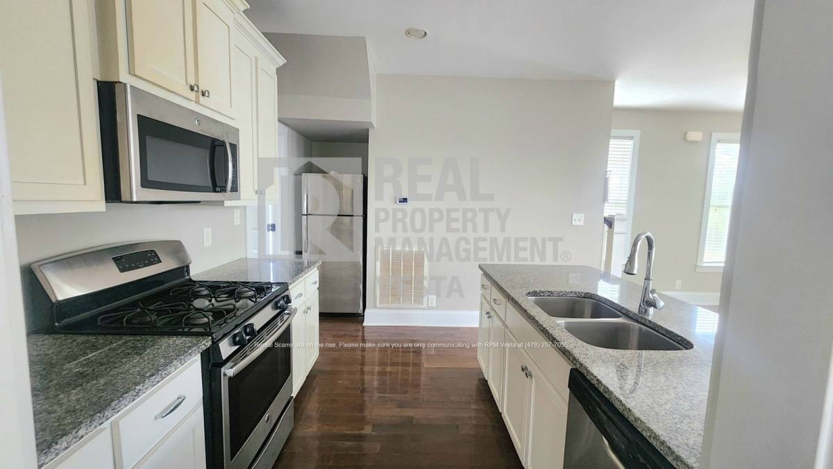 Manager Icon Ash 924 Ash St in Macon, GA | 3 Beds 2.5 Baths 1,267 sqft House for Rent ...