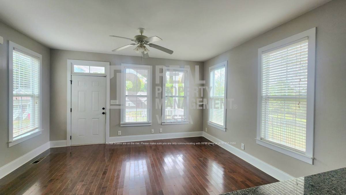 Manager Icon Ash 924 Ash St in Macon, GA | 3 Beds 2.5 Baths 1,267 sqft House for Rent ...