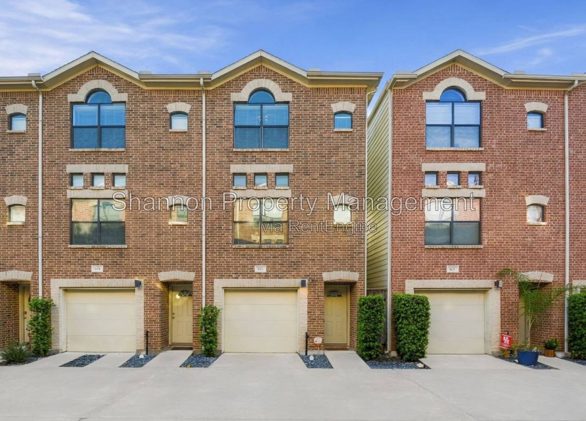 Condo for rent at 648 Westcross St #805, Houston, TX 77018