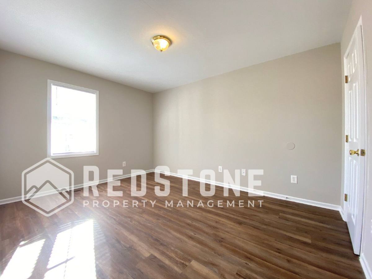 Apartment for rent at 1110 Chandler Ave, Burlington, NC 27217