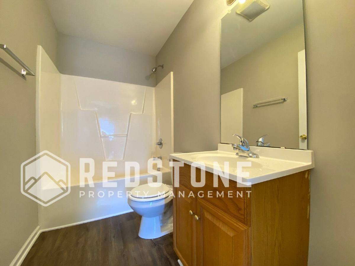 Apartment for rent at 1110 Chandler Ave, Burlington, NC 27217
