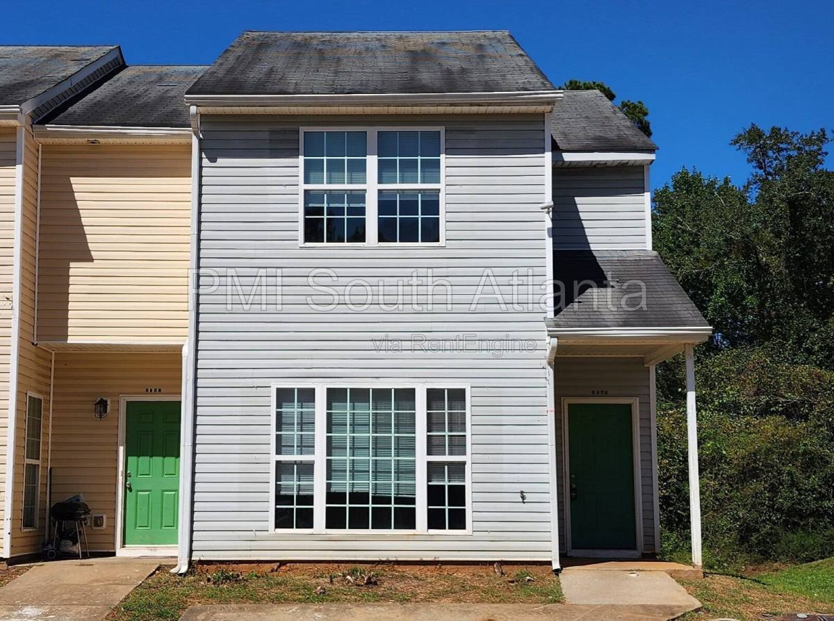 Townhouse for rent at 1745 Carrington Dr, Griffin, GA 30224
