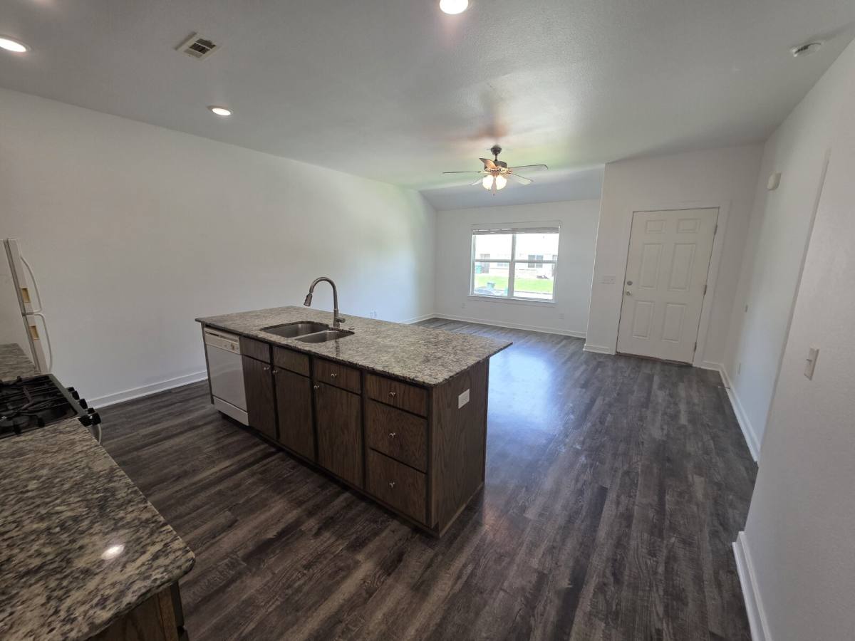 Apartment for rent at 637 Hidden Springs Dr #1, Decatur, AR 72722