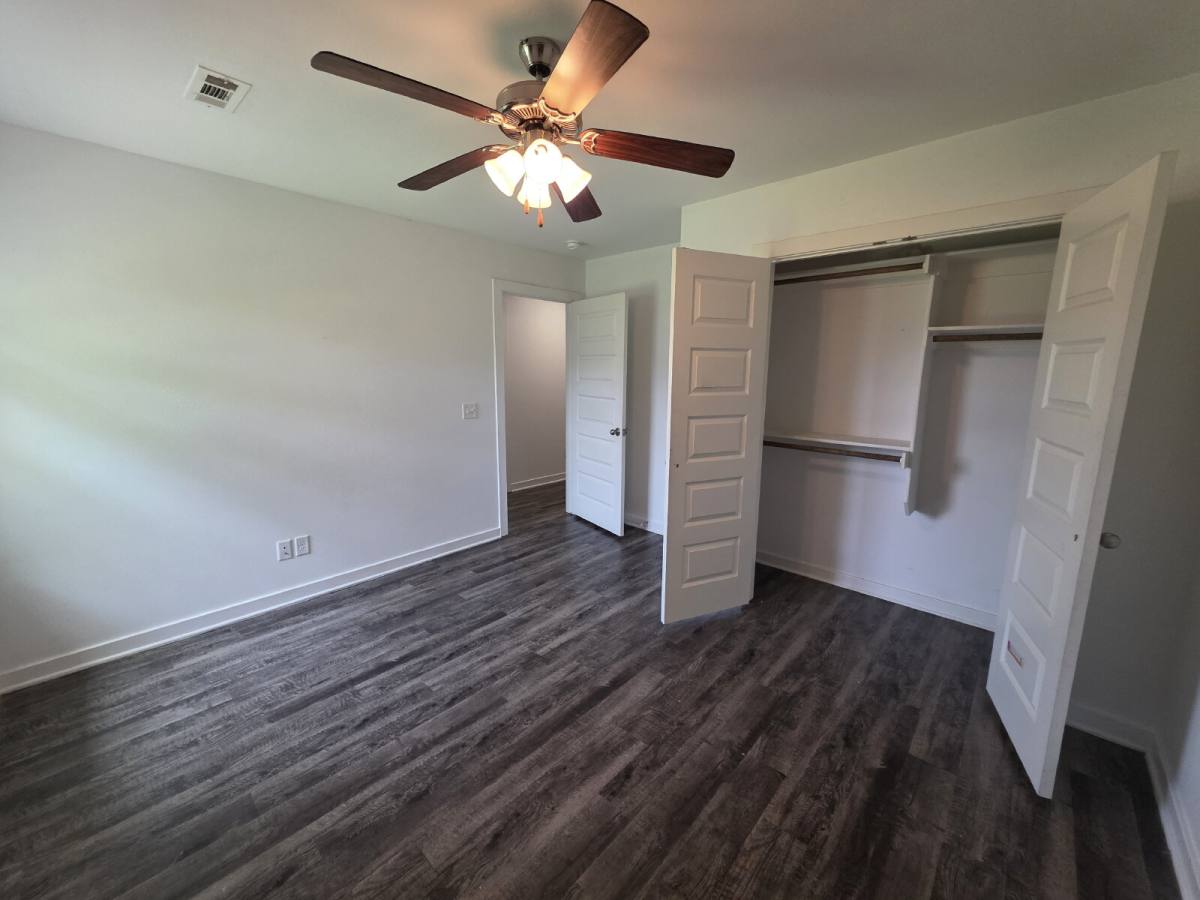 Apartment for rent at 637 Hidden Springs Dr #1, Decatur, AR 72722