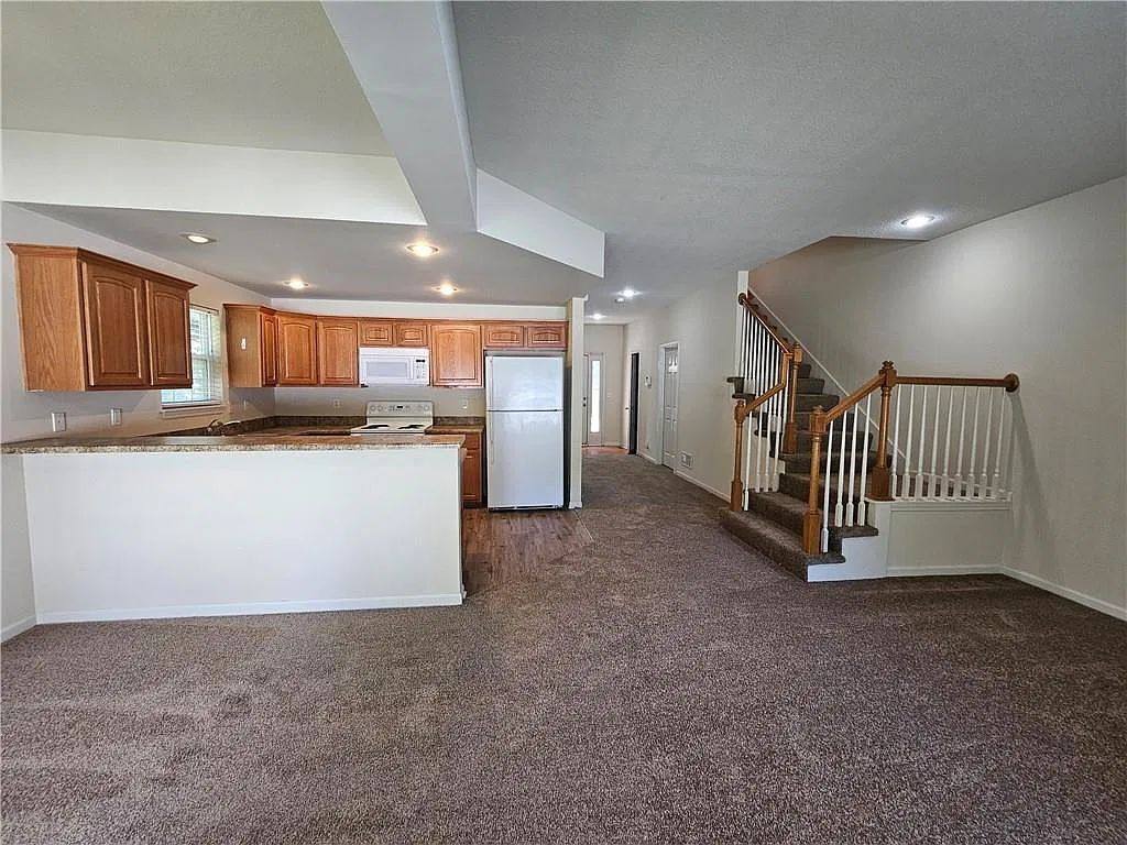 House for rent at 8822 Timber Creek Lane, Liberty, MO 64068
