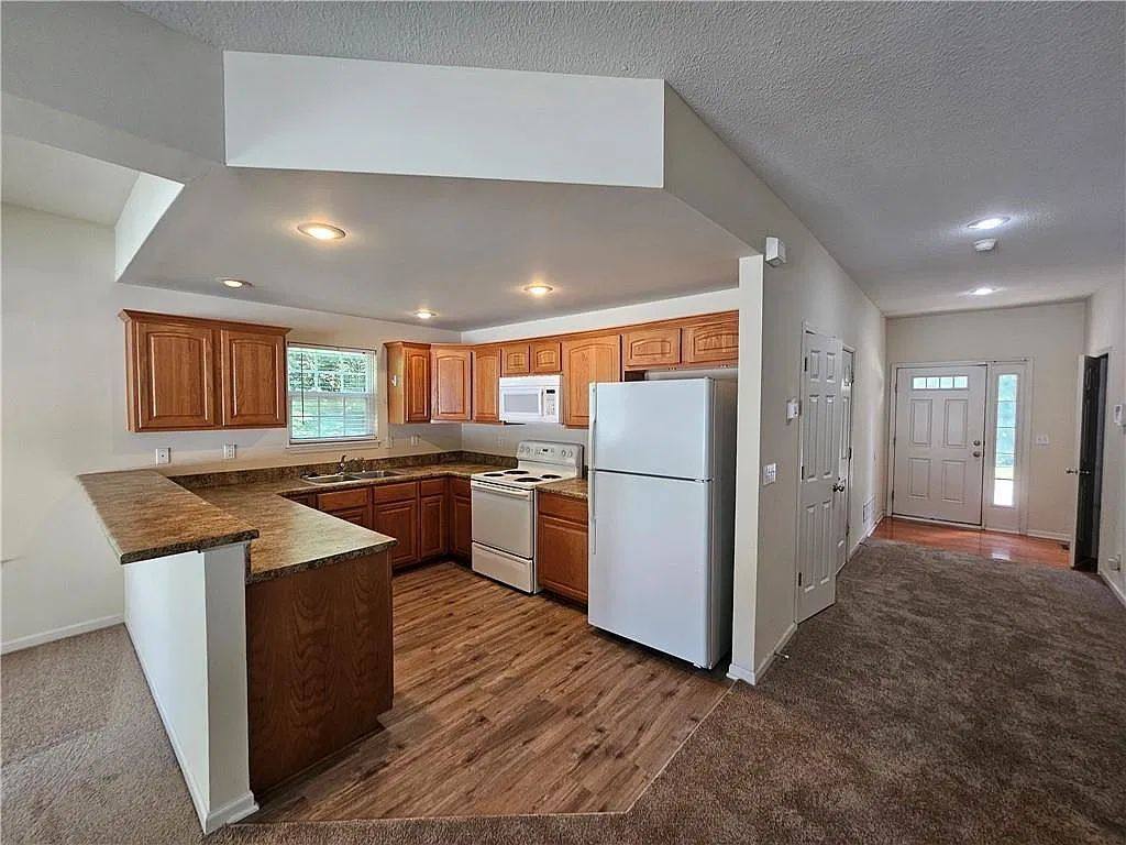 House for rent at 8822 Timber Creek Lane, Liberty, MO 64068