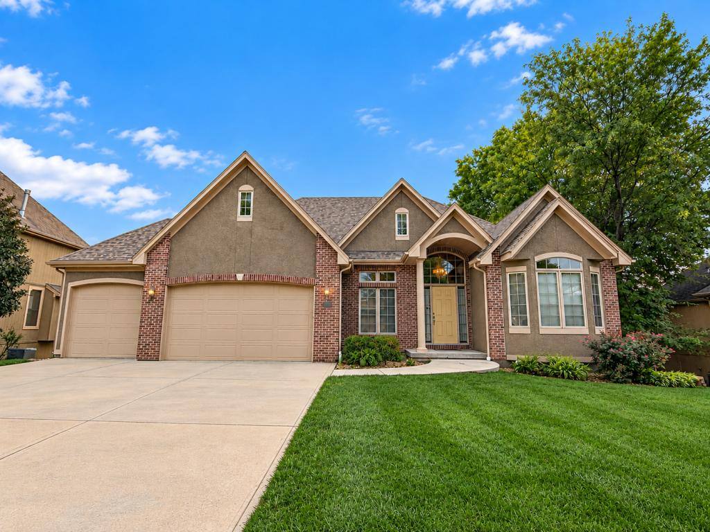 House for rent at 8627 NE 91 Terrace, Kansas City, MO 64157