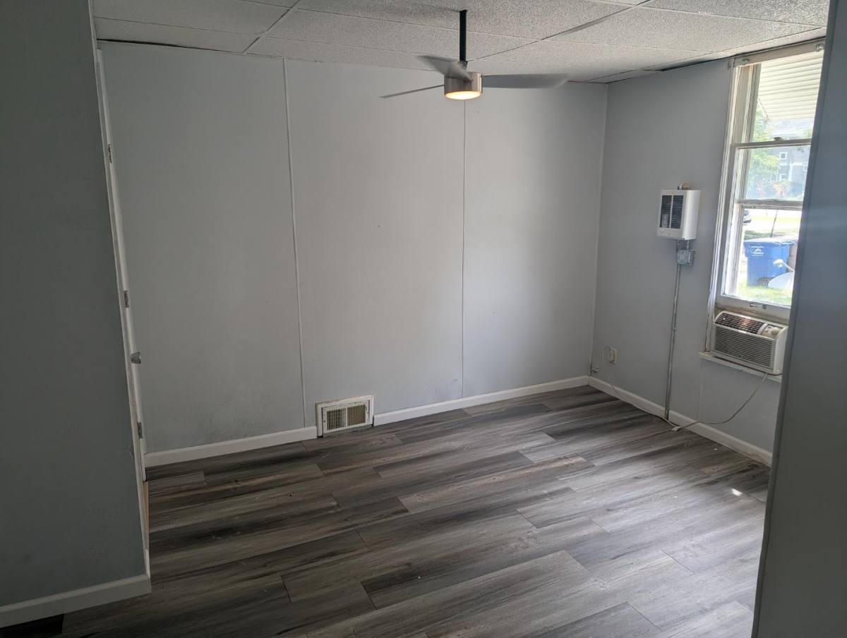Apartment for rent at 2936 Brattleboro Ave #2, Des Moines, IA 50311