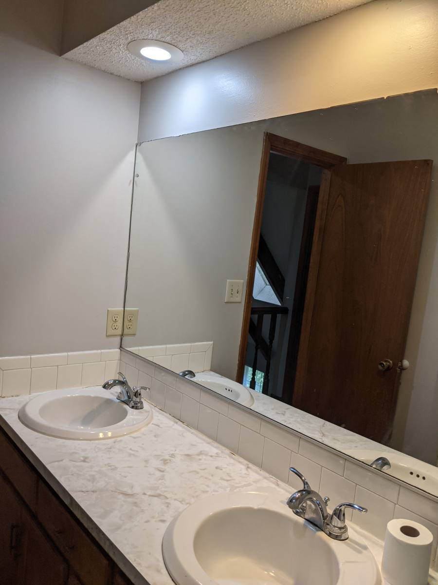Apartment for rent at 420-434 Gallatin, Liberty, MO 64068