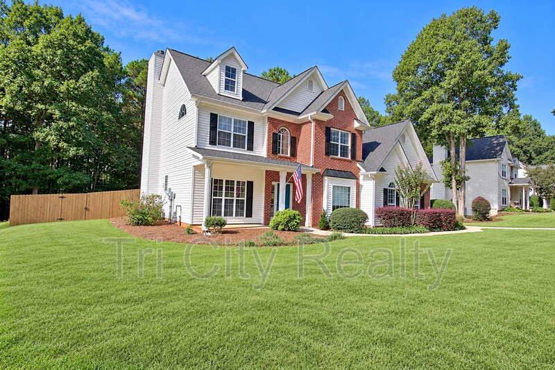 House for rent at 75 Sycamore Way, Sharpsburg, GA 30277