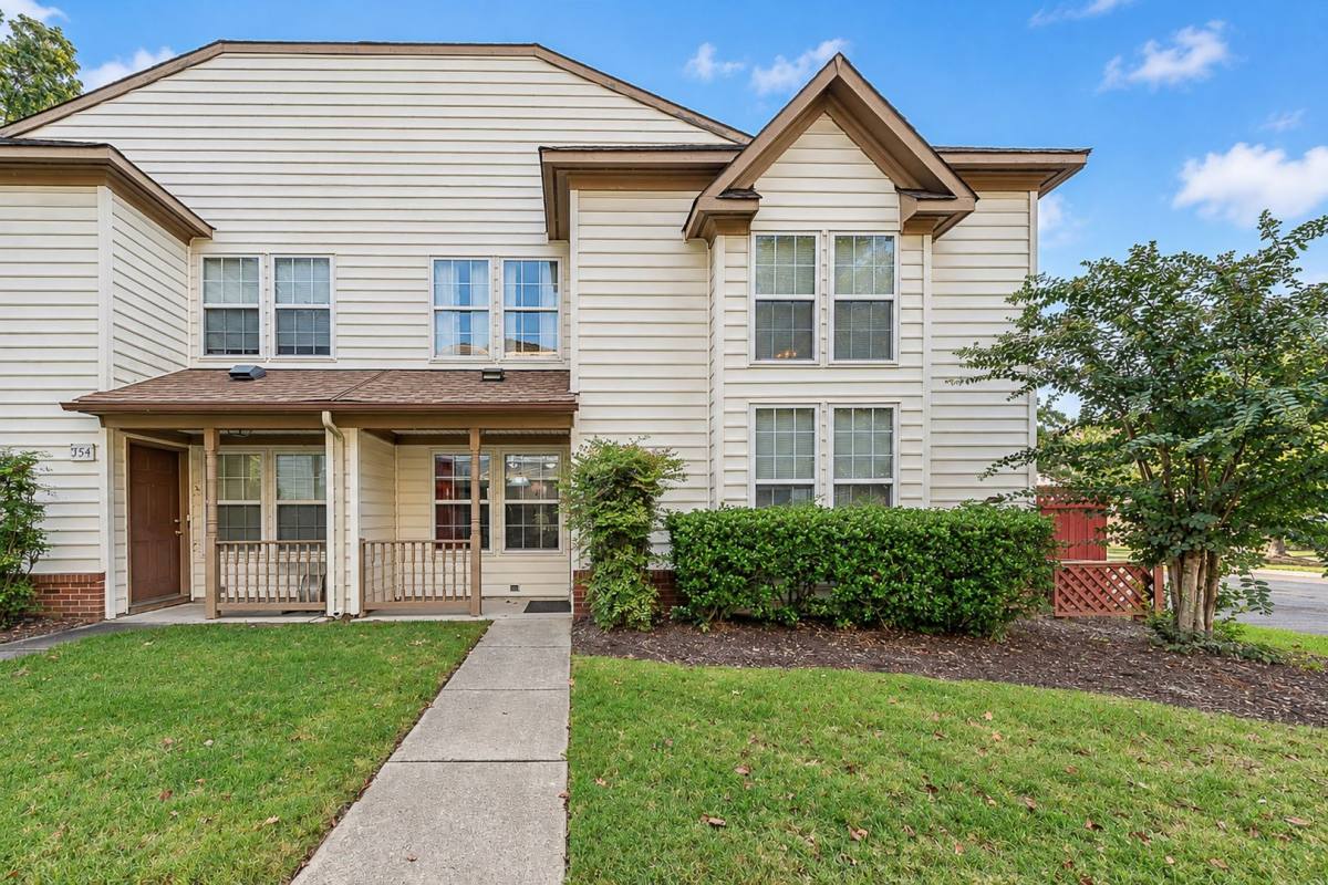 Condo for rent at 150 White Cedar Lane, Yorktown, VA 23693
