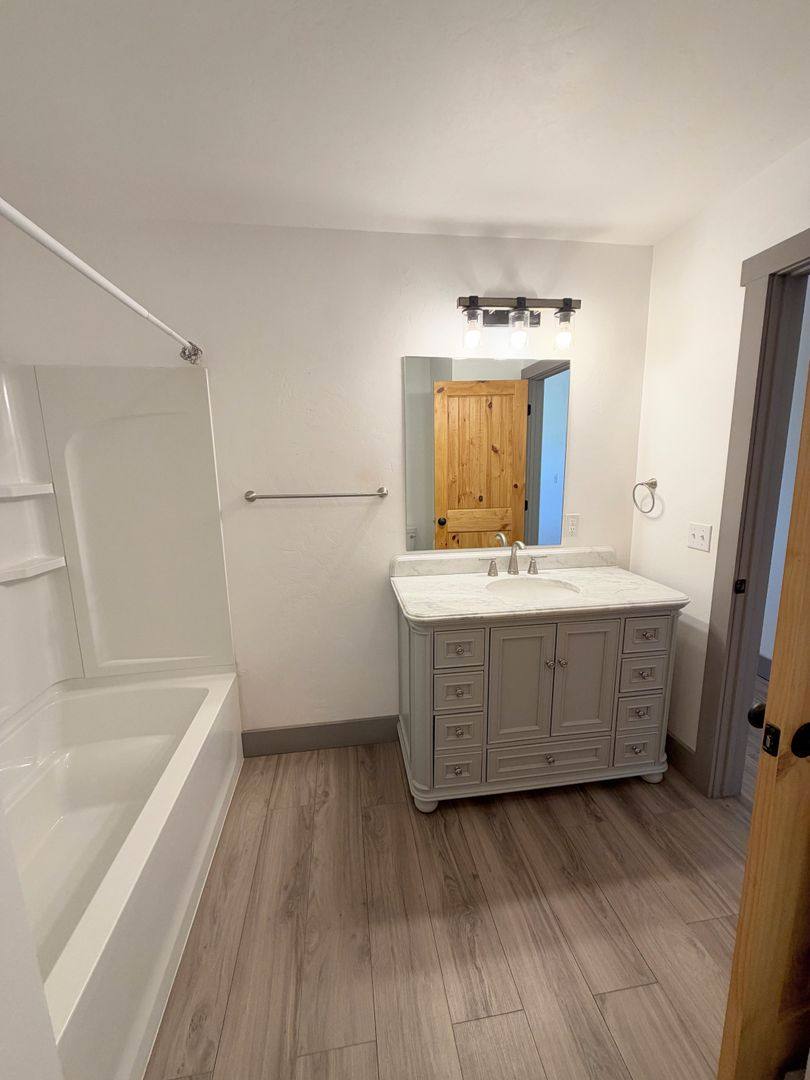 1558 Bryan Dr, Victor, ID 83455 - Apartment for Rent - Image 8