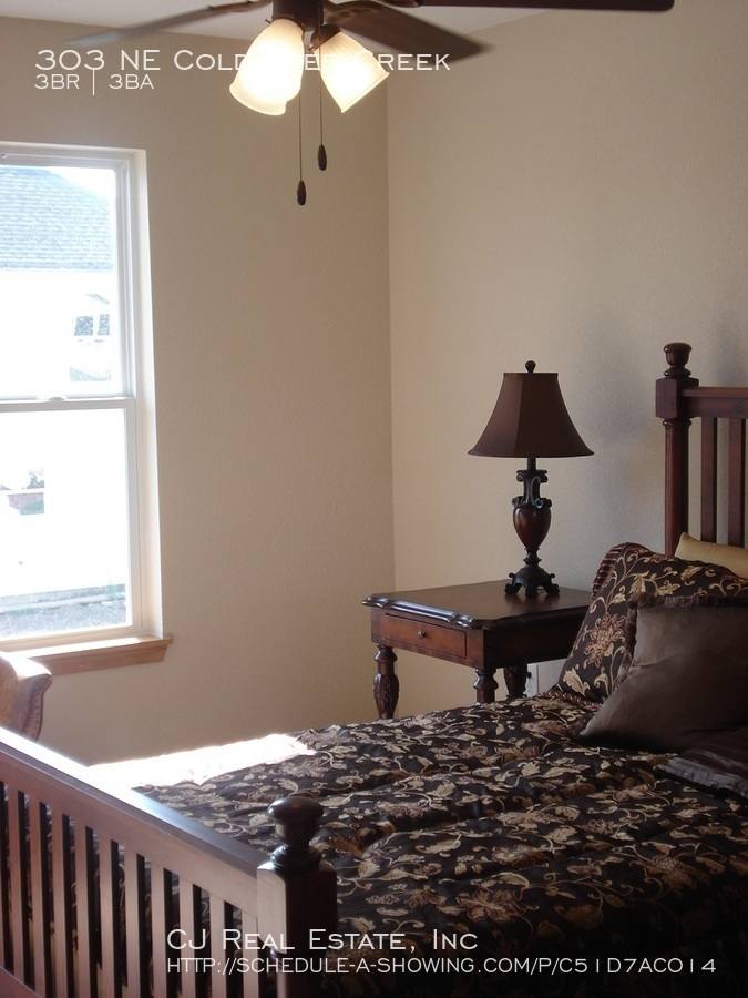 House for rent at 303 NE Coldwater Creek, Grain Valley, MO 64029