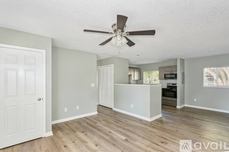 House for rent at 6401 NW Parkview St, Wichita, KS 67219