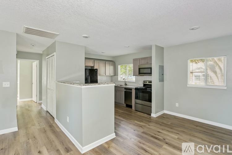House for rent at 6401 NW Parkview St, Wichita, KS 67219