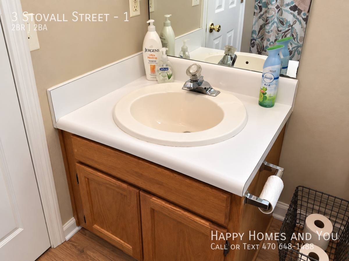 Apartment for rent at 3 Stovall St #1, Sharpsburg, GA 30277