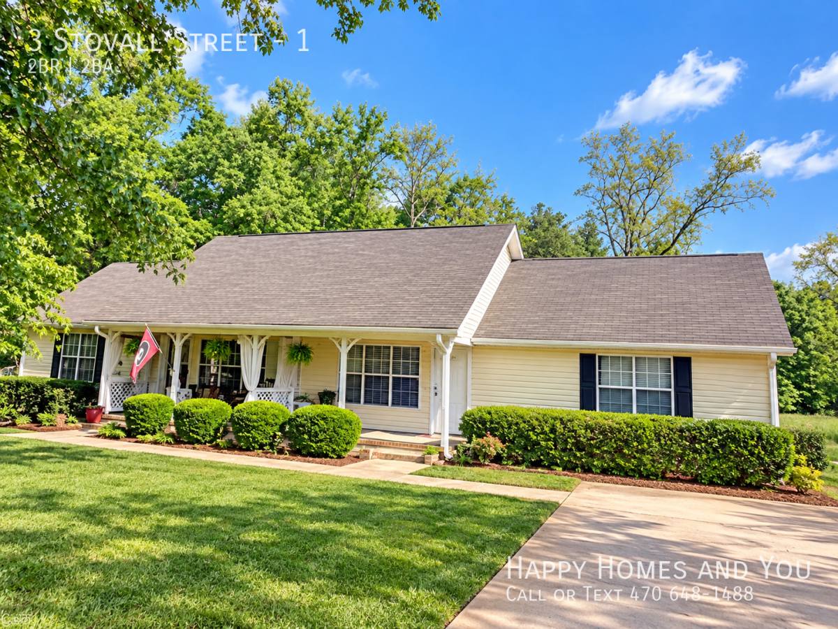 Apartment for rent at 3 Stovall St #1, Sharpsburg, GA 30277