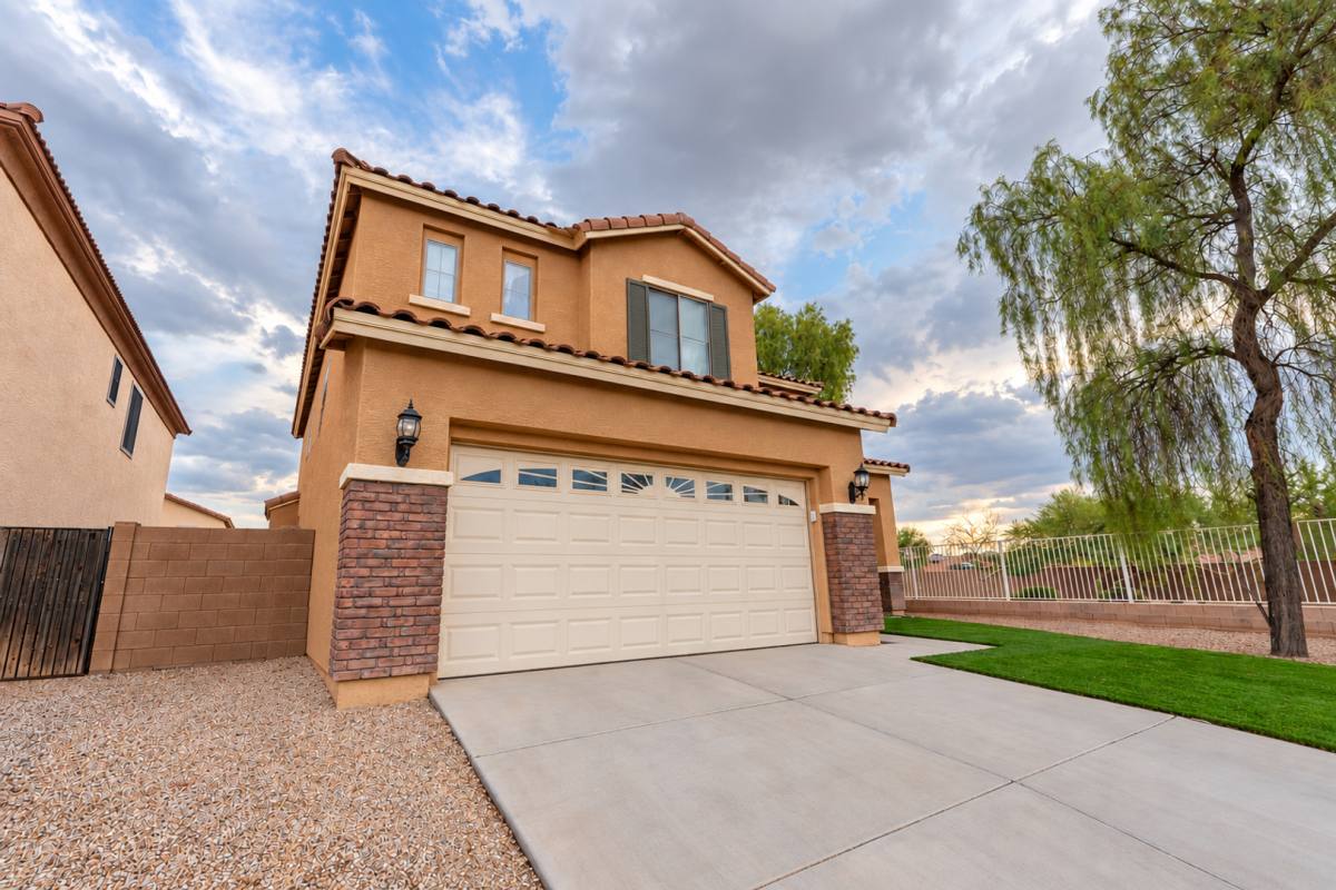 House for rent at 9627 W Mariposa St, Phoenix, AZ 85037