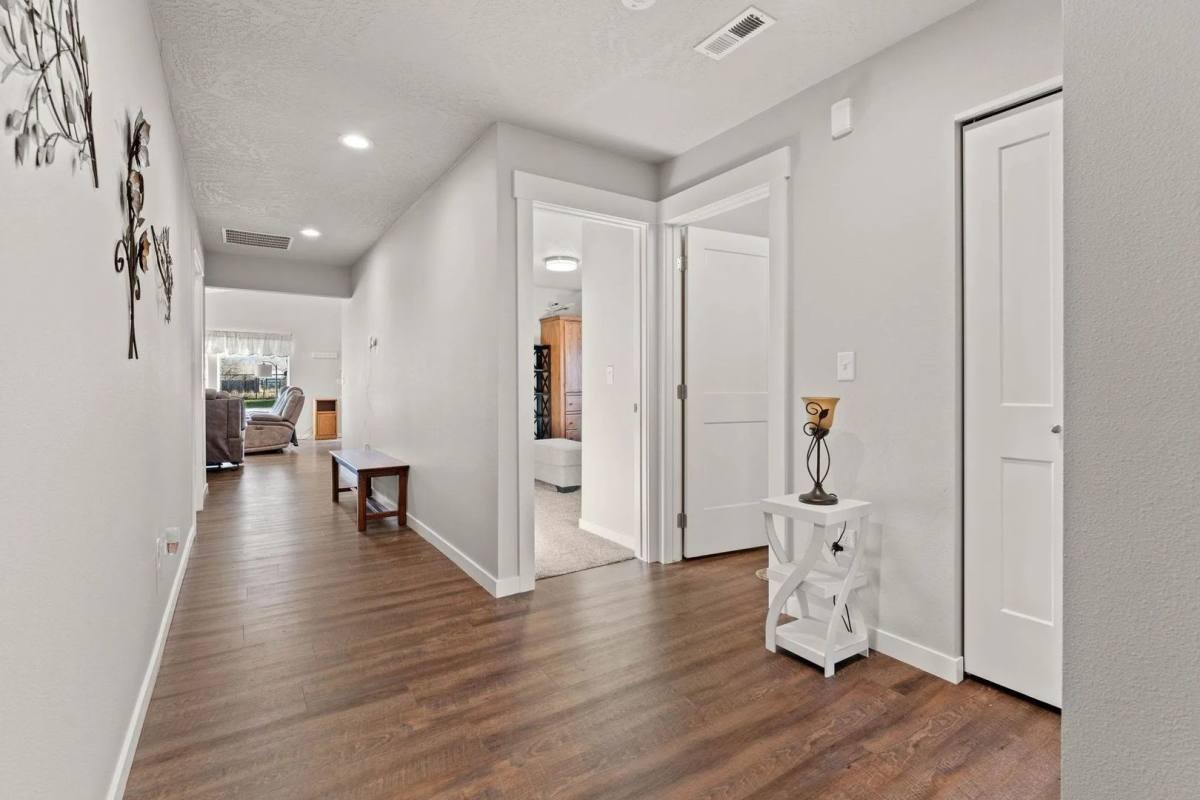 Apartment for rent at 419-421 S Barker Rd, Greenacres, WA 99016