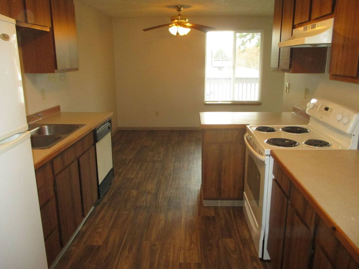 Apartment for rent at 212 Portland Court SW, Pacific, WA 98047
