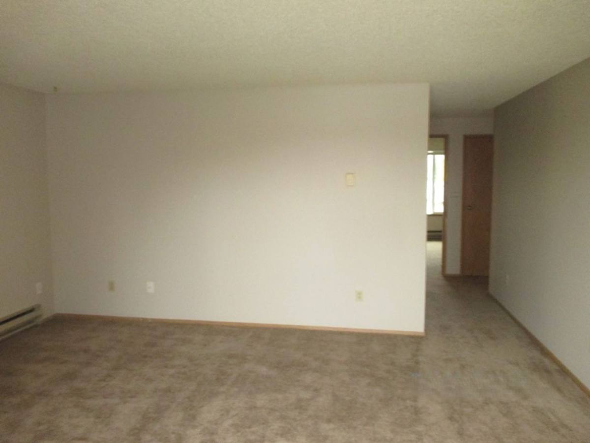 Apartment for rent at 212 Portland Court SW, Pacific, WA 98047