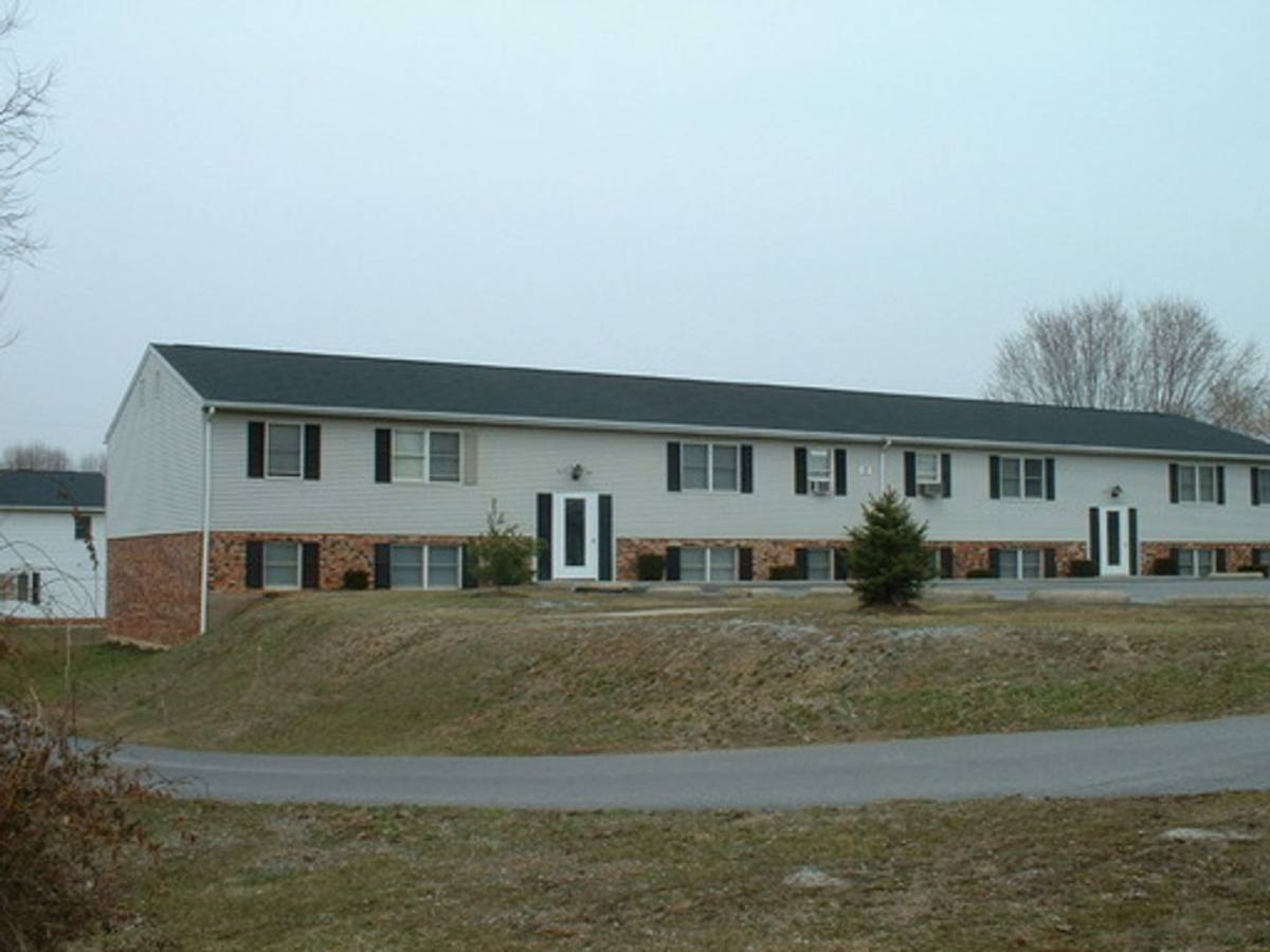 Apartment for rent at Hinton Court 17, 17 Hinton Court, Martinsburg, WV 25404