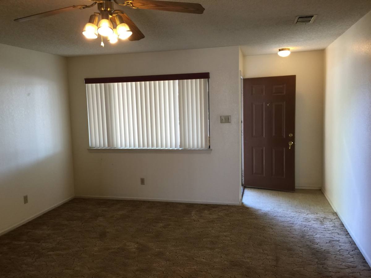 Apartment for rent at 117 E Mescalero, Roswell, NM 88201