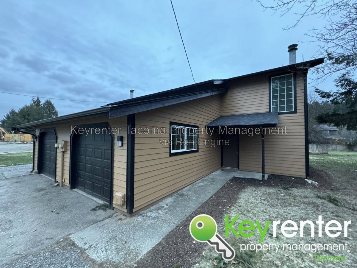 Apartment for rent at 15911 18th Ave Court E, Tacoma, WA 98445