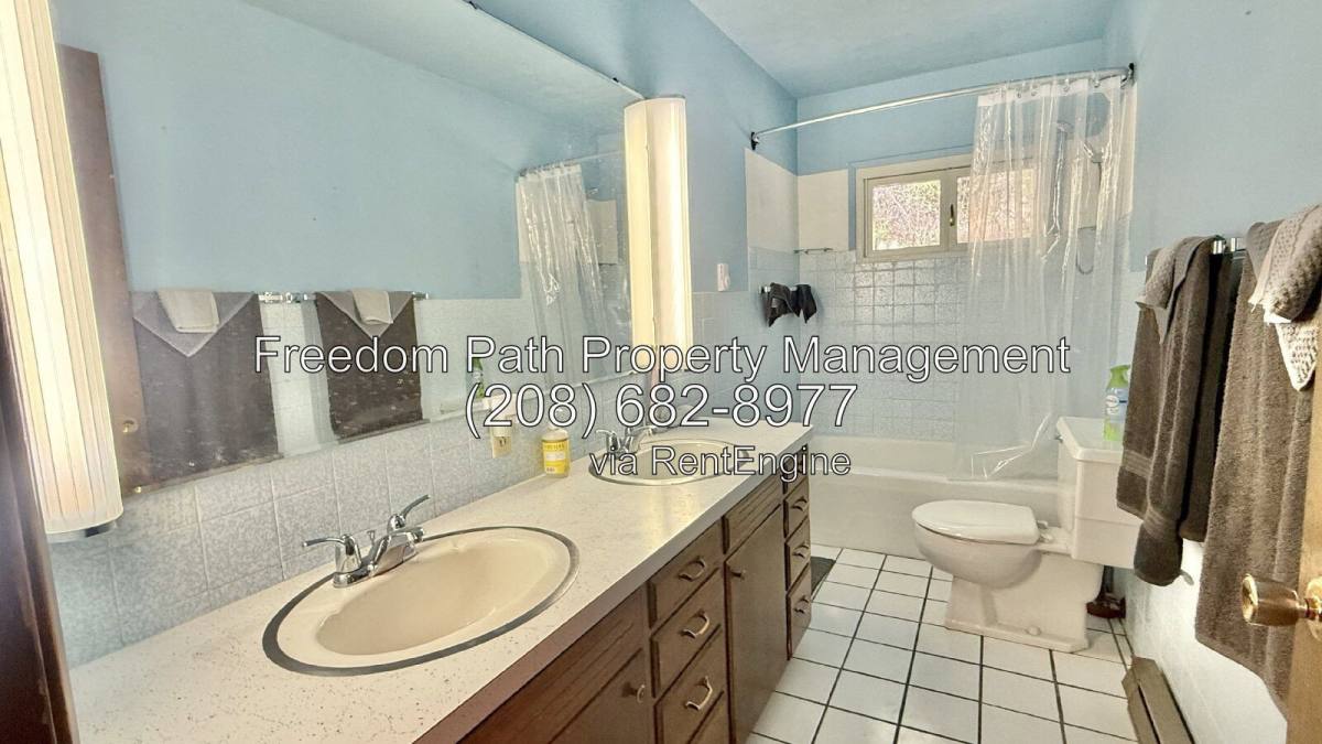 1554 Lignite Rd, Sagle, ID 83860 - House for Rent - Image 10