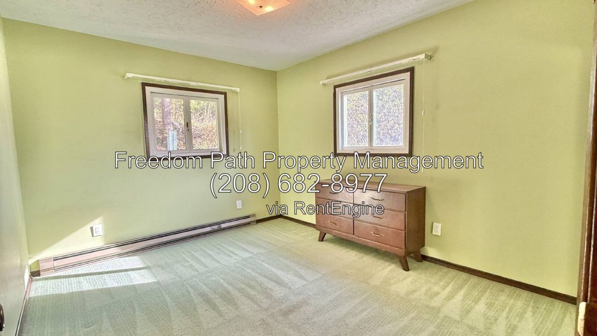 1554 Lignite Rd, Sagle, ID 83860 - House for Rent - Image 9