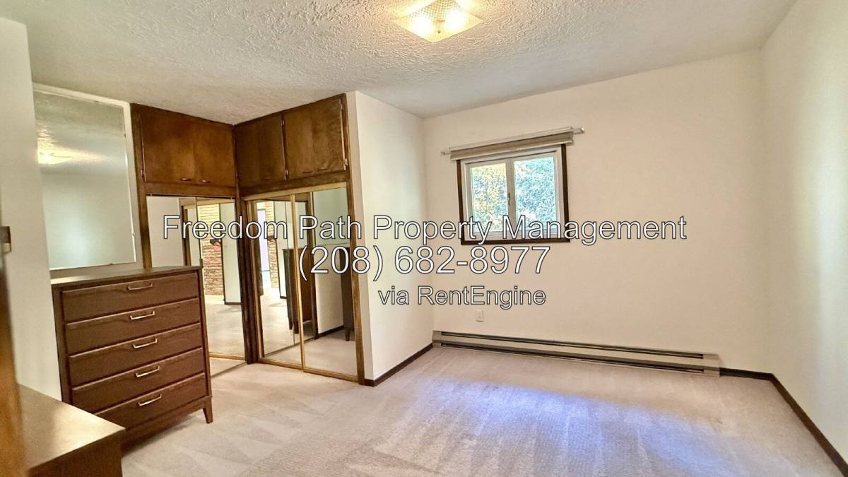 1554 Lignite Rd, Sagle, ID 83860 - House for Rent - Image 8