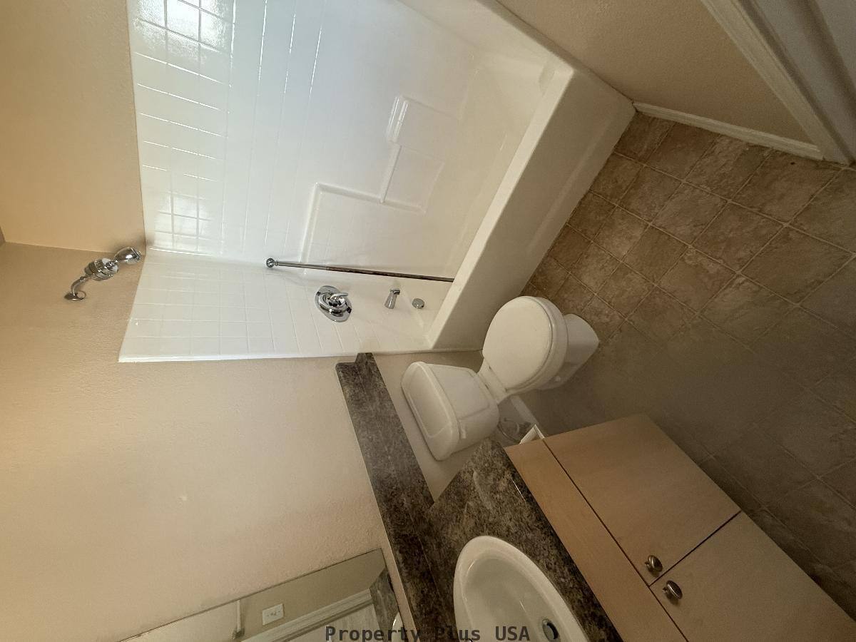 Condo for rent at 18416 N Cave Creek Rd #1021, Phoenix, AZ 85032