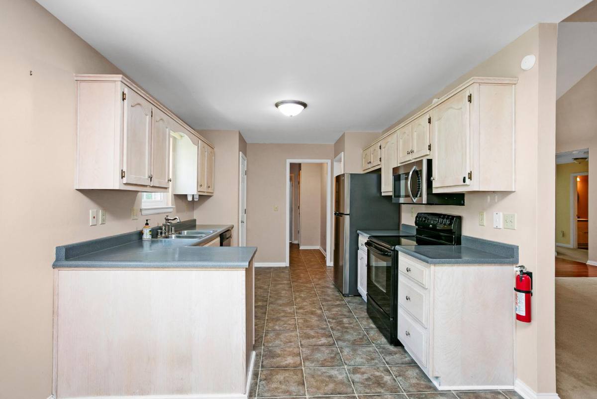 415 Nevis Dr, Elizabethtown, KY 42701 - House for Rent - Image 8