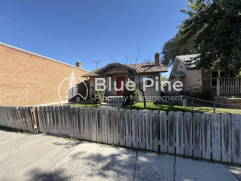 Apartment for rent at 1344 N Main St #B, Pocatello, ID 83204