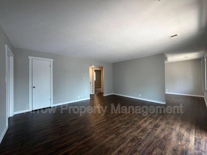 Apartment for rent at 440 Moffitt St #2, Seward, NE 68434