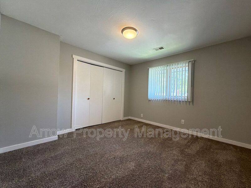 Apartment for rent at 440 Moffitt St #2, Seward, NE 68434